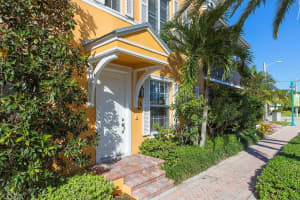 389 E Cannery Row Circle, Delray Beach, FL 33444 - MLS#R11136899