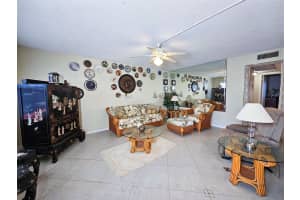 131 Somerset G, West Palm Beach, FL 33417 - MLS#R11136920