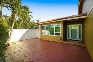 4548 SW 28th Way, Dania Beach, FL 33312 - MLS#R11136953