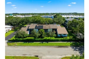2070 Colonial Road D4, Fort Pierce, FL 34950 - MLS#R11136990