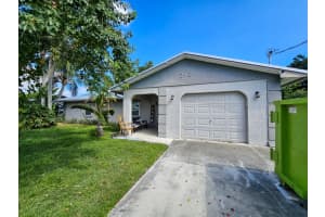 213 Se Whitmore Drive, Port Saint Lucie