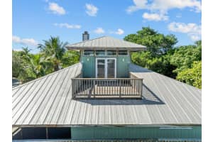 5065 SE Orange Street SE, Stuart, FL 34997 - MLS#R11137056