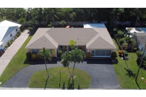 310 Wilma Circle, Riviera Beach, FL 33404 - MLS#R11137067