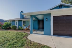 842 SE Streamlet Avenue, Port Saint Lucie, FL 34983 - MLS#R11137076