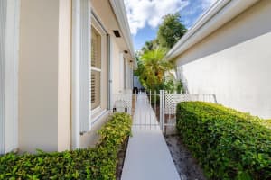 2845 SW Brighton Way, Palm City, FL 34990 - MLS#R11137077