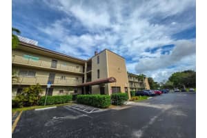 7960 Nw 50th Street 202, Lauderhill, Fl 33351, Lauderhill