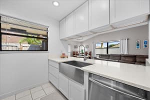 442 Springdale Circle, Palm Springs, FL 33461 - MLS#R11137103