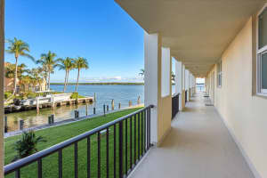 105 Paradise Harbour Boulevard 206, North Palm Beach 105 Paradise Harbour Boulevard 206, North Palm Beach