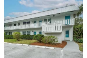 2929 Se Ocean Boulevard 122-4, Stuart