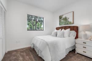 4250 Lakewood Road 101, Palm Springs, FL 33461 - MLS#R11137139