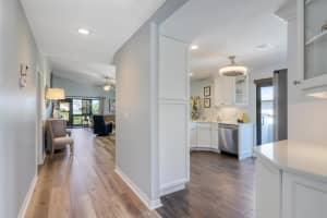 6639 SE Yorktown Drive, Hobe Sound, FL 33455 - MLS#R11137162