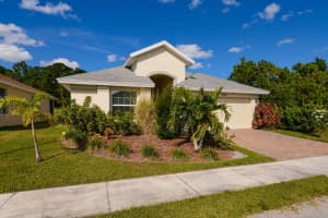 9756 Palm Breezes Drive, Fort Pierce, FL 34945 - MLS#R11137262