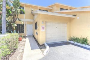 660 Coventry Street, Boca Raton, FL 33487 - MLS#R11137283