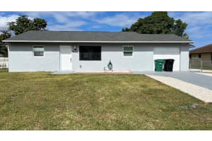 1579 SE Minorca Avenue, Port St Lucie, FL 34952 - MLS#R11137314
