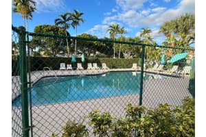 101 Cypress Point Drive 101, Palm Beach Gardens, FL 33418 - MLS#R11137317
