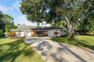 1708 SE Joy Haven Street, Port St Lucie, FL 34983 - MLS#R11137325