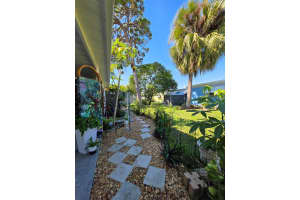 6241 Elm Lane, Lantana, FL 33462 - MLS#R11137337