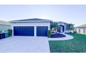 4002 SW Jarmer Road, Port Saint Lucie, FL 34953 - MLS#R11137358