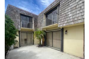 65 Lake Arbor Drive, Palm Springs, FL 33461 - MLS#R11137390