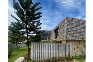 65 Lake Arbor Drive, Palm Springs, FL 33461 - MLS#R11137390