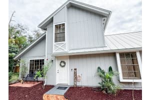 1585 17th Lane SW, Vero Beach, FL 32962 Sold 12/15/25