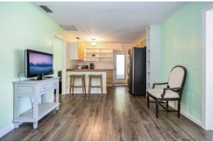 1461 5th Avenue, Vero Beach, FL 32960 - MLS#R11137436