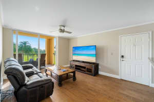 135 Yacht Club Way 204, Hypoluxo, FL 33462 - MLS#R11137459