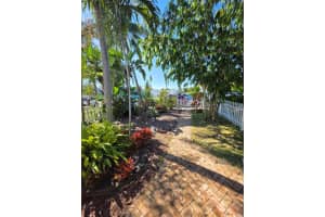 312 N L Street, Lake Worth Beach, FL 33460 - MLS#R11137468