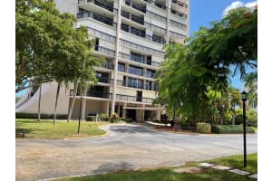 2425 Presidential 1103 Way 1103, West Palm Beach, FL 33401 - MLS#R11137481