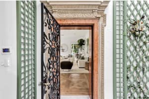 206 Phipps Plaza, Palm Beach, FL 33480 - MLS#R11137482