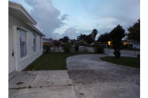 1572 31st Street, Riviera Beach, FL 33404 - MLS#R11137510