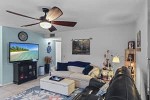 47 Vista Gardens Trail 102, Vero Beach, FL 32962 - MLS#R11137523