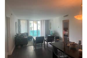 4001 Ocean Drive, Hollywood, FL 33019 - MLS#R11137541