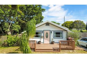 710 S Pine Street, Lake Worth Beach, FL 33460 - MLS#R11137543