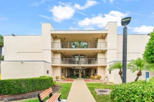 5370 Las Verdes Circle, Delray Beach, FL 33484 - MLS#R11137612