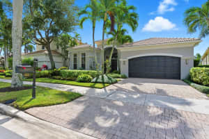 352 Vizcaya Drive, Palm Beach Gardens, FL 33418 - MLS#R11137708