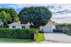MLS# R11137723, West Palm Beach, Florida 33406