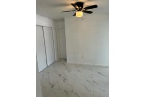 2285 NE 172nd Street 4, North Miami Beach, FL 33160 - MLS#R11137752