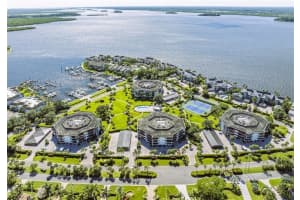 1821 Mooringline Drive, Vero Beach, FL 32963 - MLS#R11137770