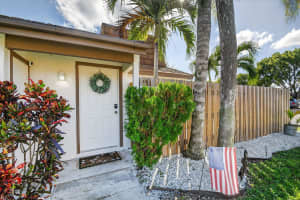 4132 Palm Bay Circle A, West Palm Beach, FL 33406 Sold 12/17/25