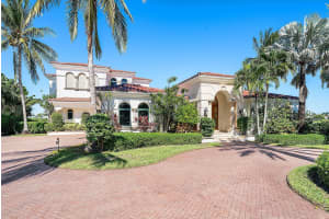 6381 Se Harbor Circle Stuart, FL 34996 - Off Market