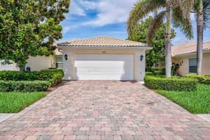 923 Magdalena Road, Palm Beach Gardens, FL 33410 - MLS#R11137801