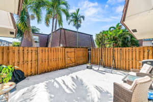 7529 Courtyard Run E, Boca Raton, FL 33433 - MLS#R11137802