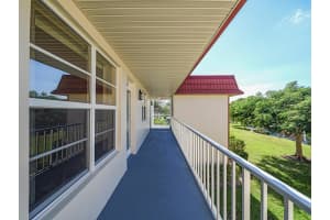 36 Pine Arbor Lane 202, Vero Beach, FL 32962 - MLS#R11137862