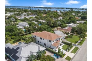 245 Alhambra Place, West Palm Beach, FL 33405 - MLS#R11137863