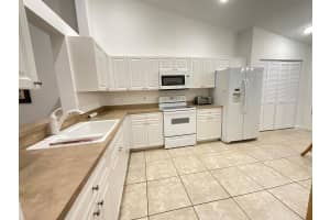 5570 Royal Lake Circle, Boynton Beach, FL 33437 - MLS#R11137872