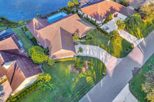 19 Cambria Road E, Palm Beach Gardens, FL 33418 - MLS#R11137884