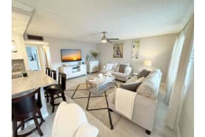 644 Normandy N, Delray Beach, FL 33484 - MLS#R11137886