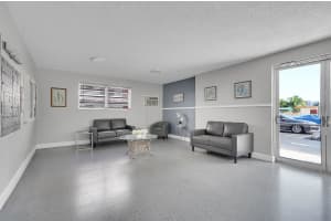 4000 NW 44th Avenue 301, Lauderdale Lakes, FL 33319 - MLS#R11137895