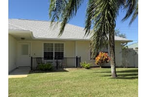 1835 17th Avenue SW, Vero Beach, FL 32962 - MLS#R11137917